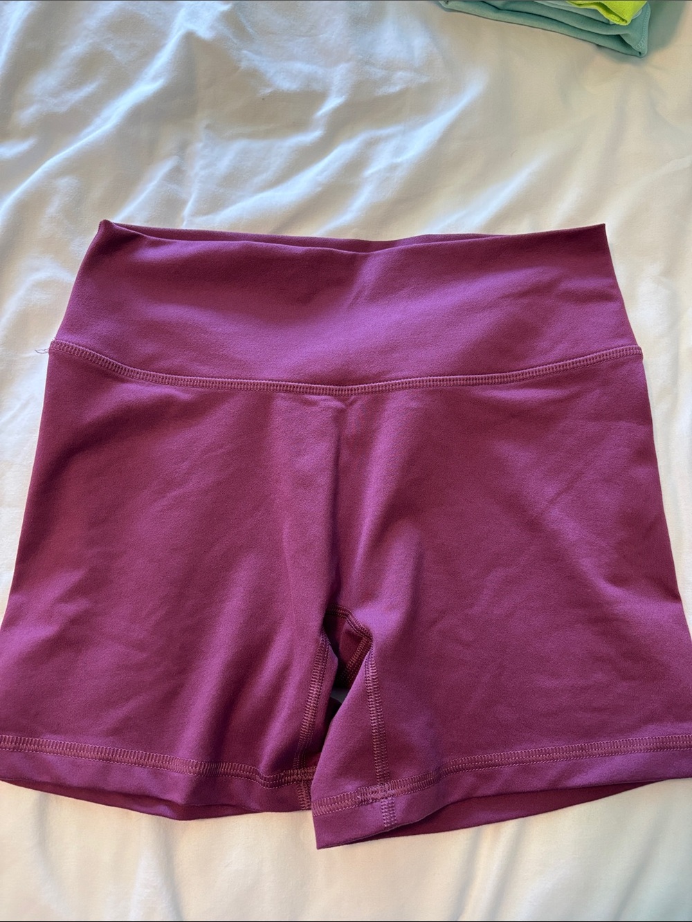 Fleo High-Waist Women's Magenta Bike Shorts